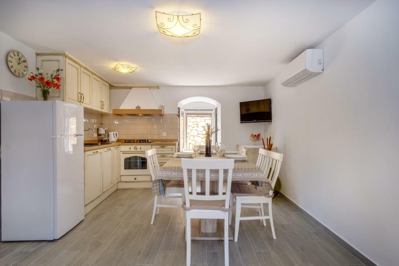 Apartment Darko Martinšćica Buitenkant foto